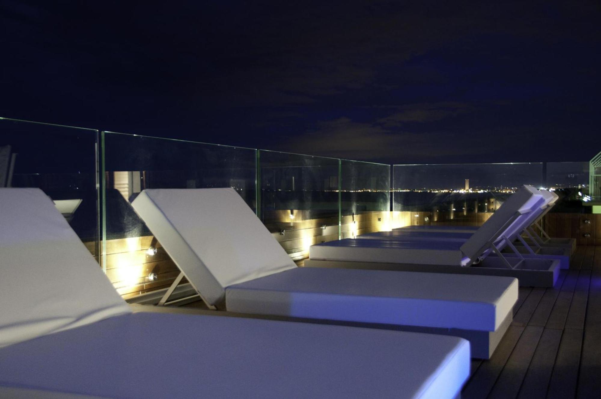 Hotel Commodore Cervia Exterior foto
