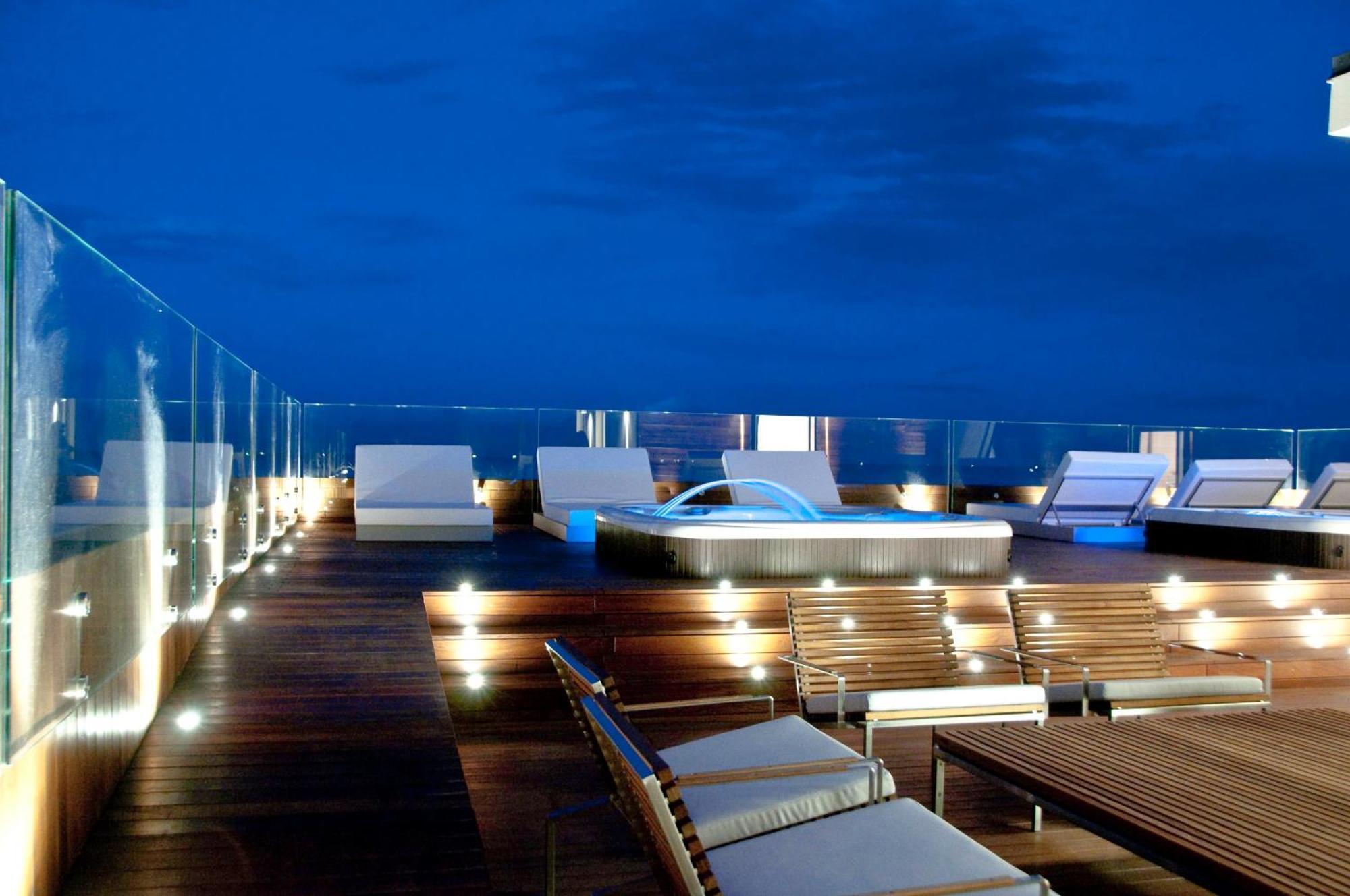 Hotel Commodore Cervia Exterior foto